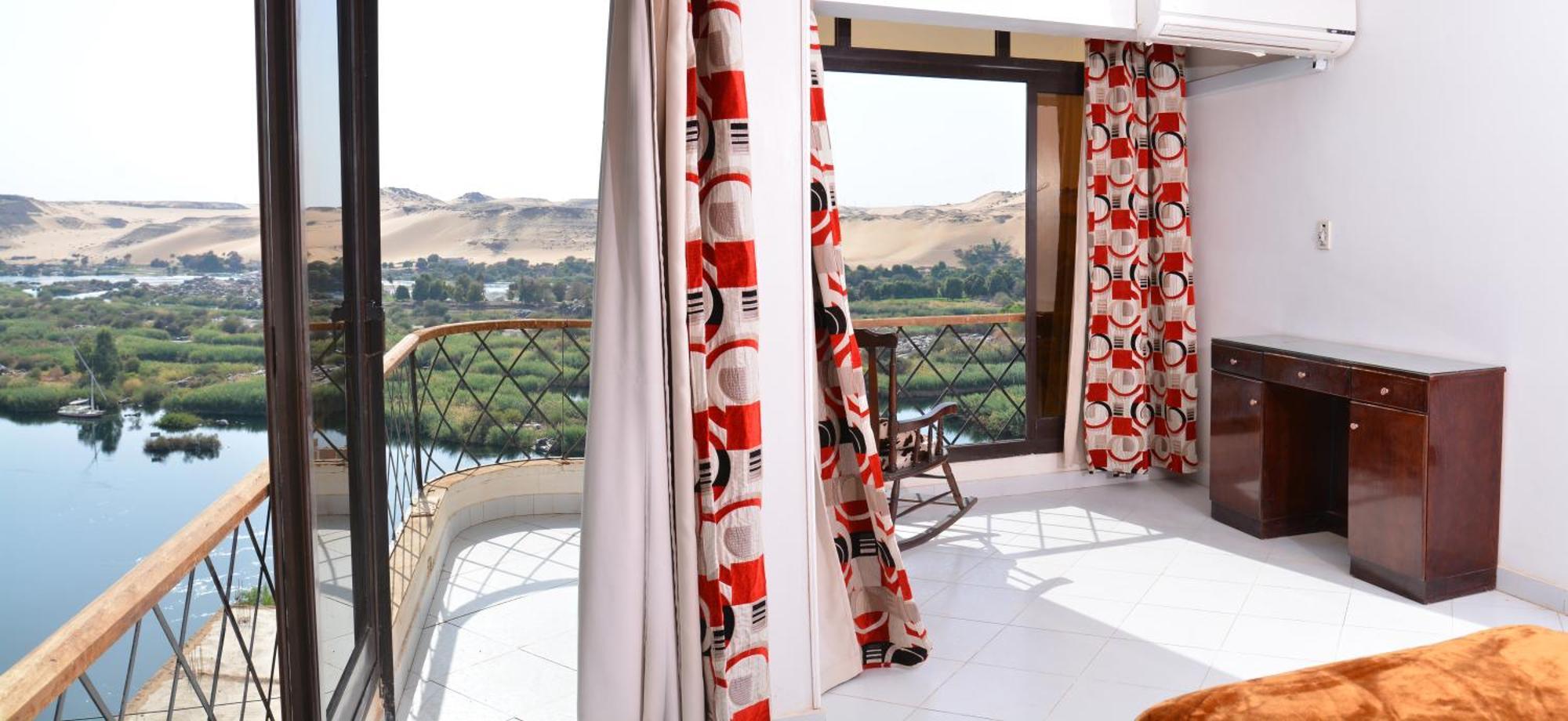 Aswan Nile Palace Екстериор снимка