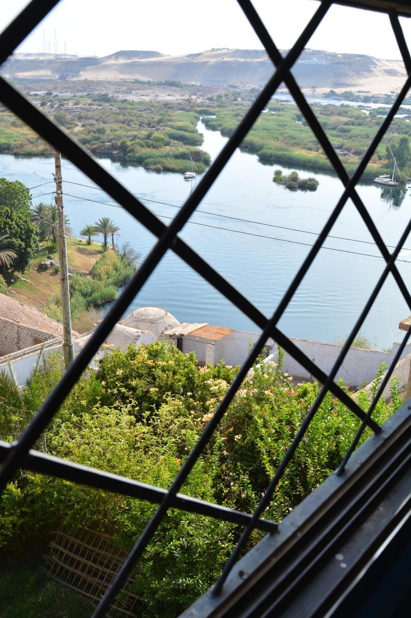 Aswan Nile Palace Екстериор снимка