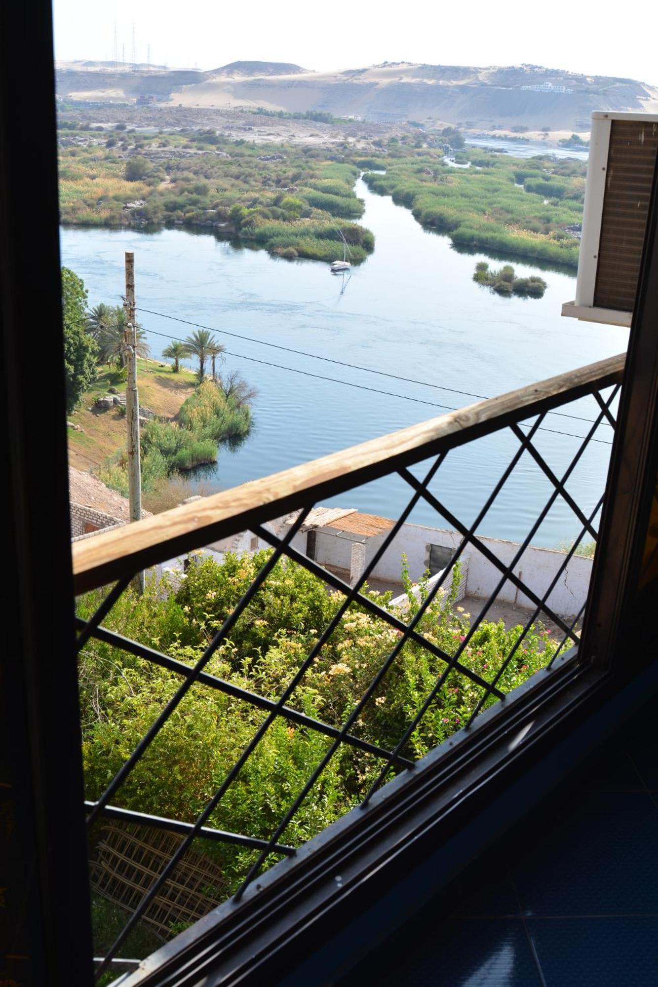 Aswan Nile Palace Екстериор снимка