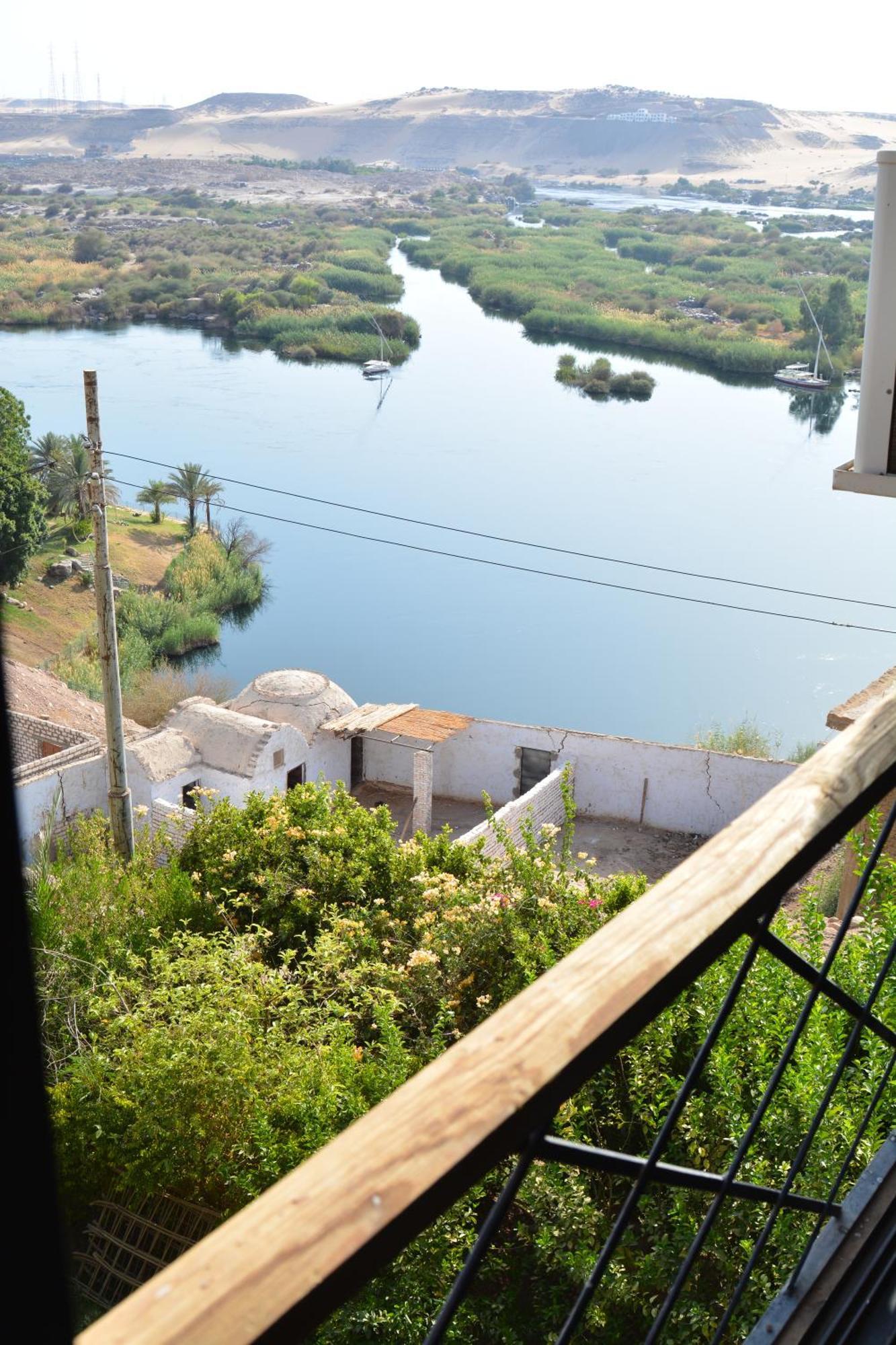 Aswan Nile Palace Екстериор снимка