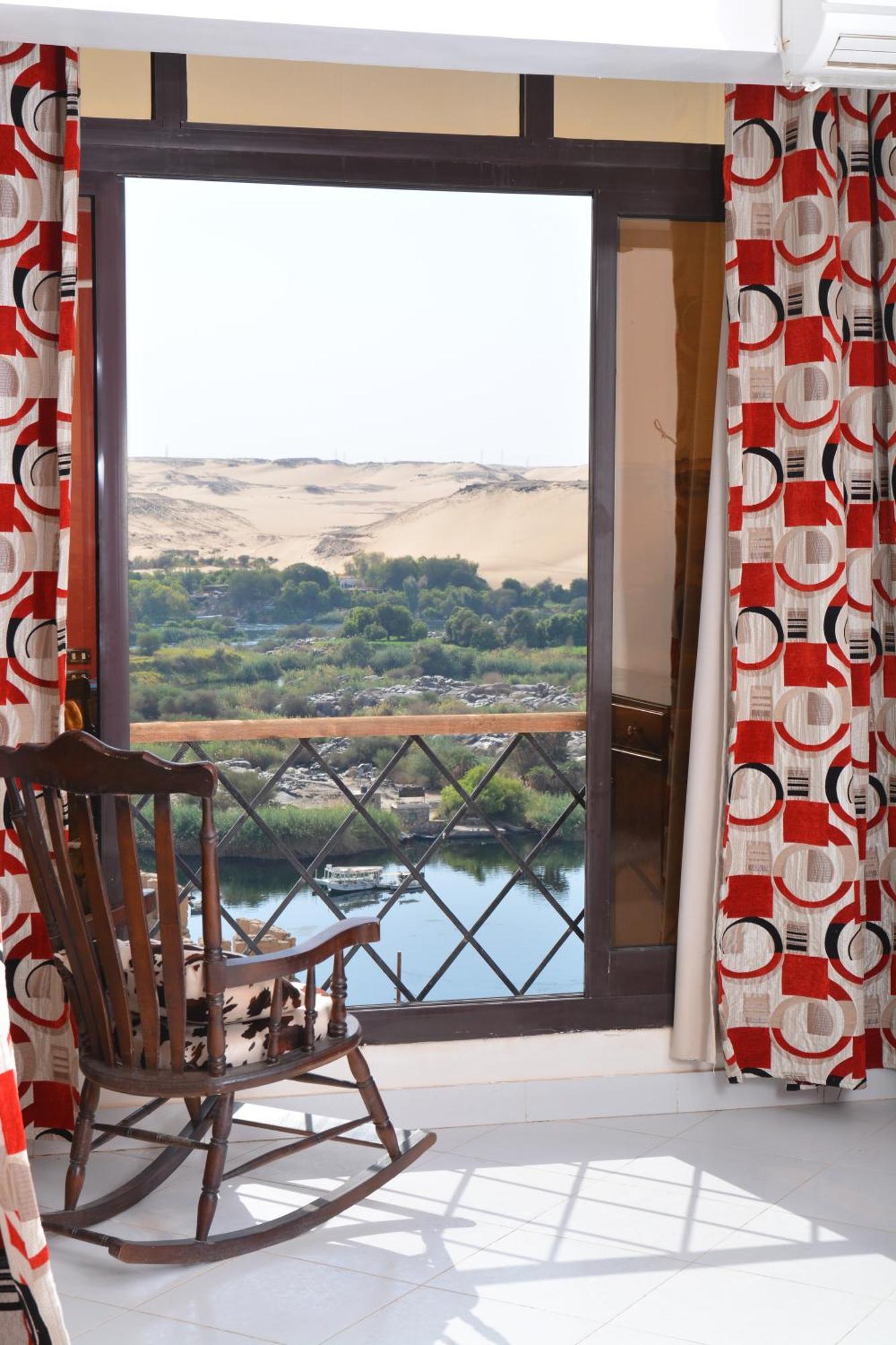 Aswan Nile Palace Екстериор снимка