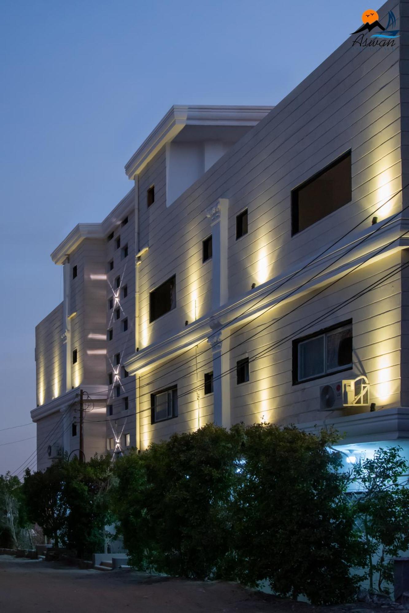 Aswan Nile Palace Екстериор снимка